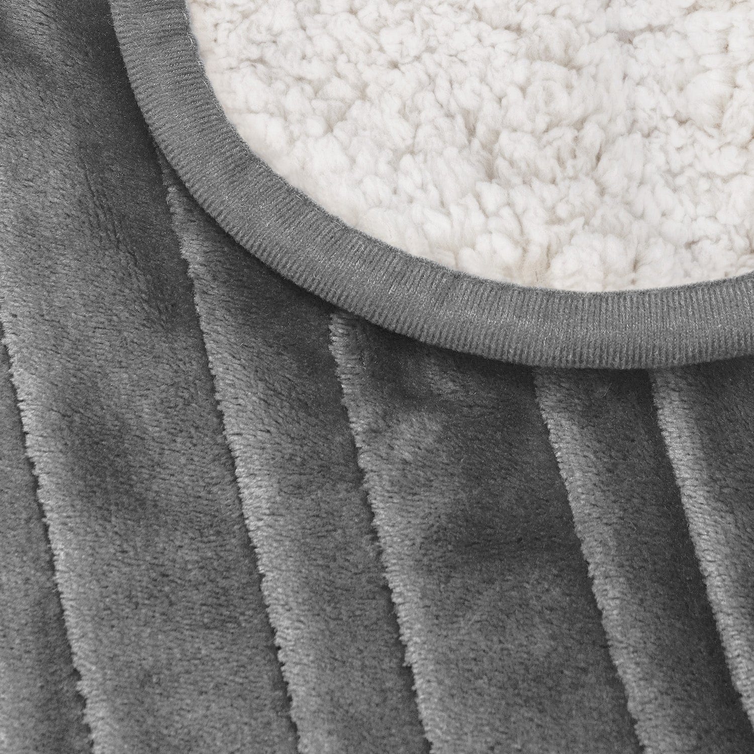 Fleece & Sherpa Electric Heated Throw - grey
