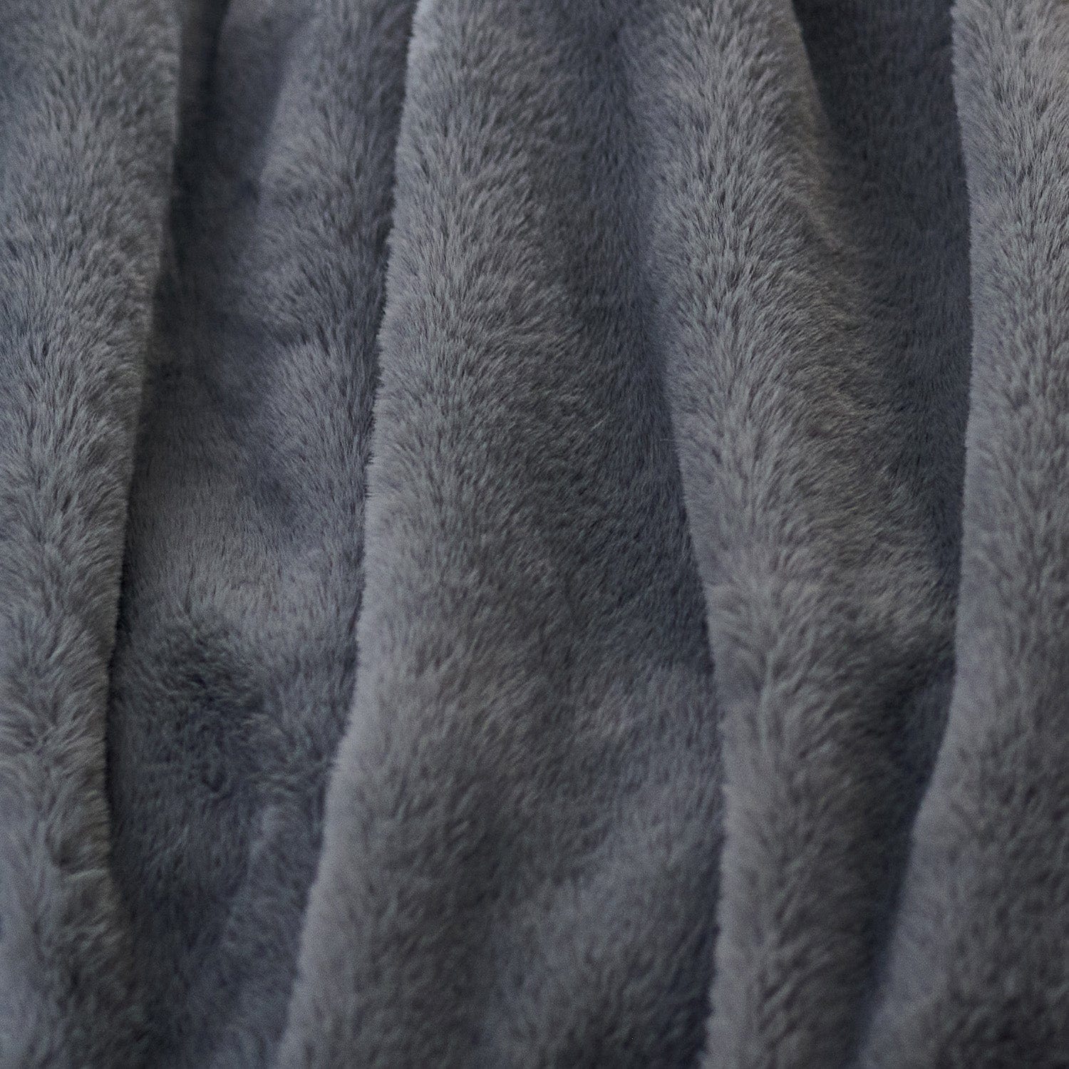 Luxury Faux Fur Electric Heated Throw - grey